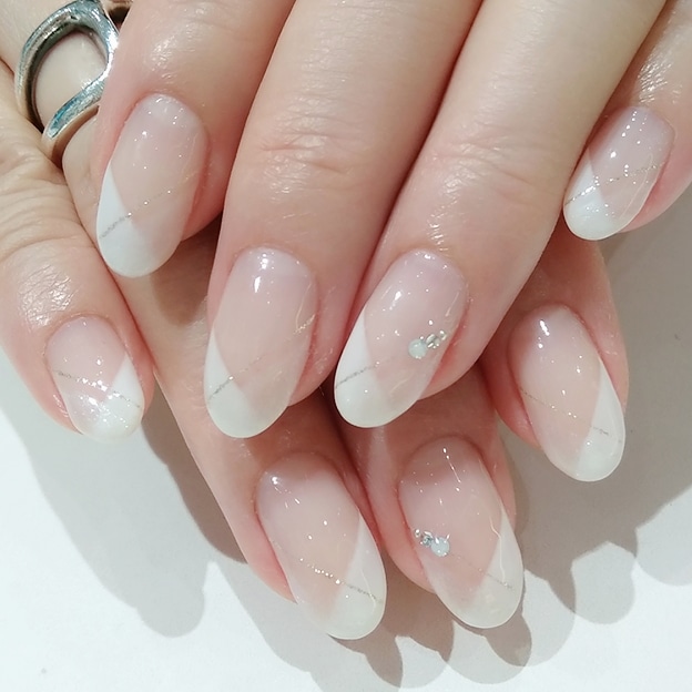 クロスフレンチ | 青山・表参道のネイルサロン VINGT NAIL